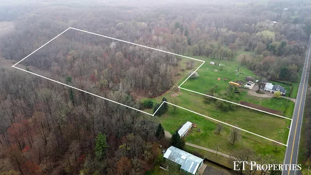 $469,900 | 14255 Myers Lake Avenue Northeast, Cedar Springs, MI 49319