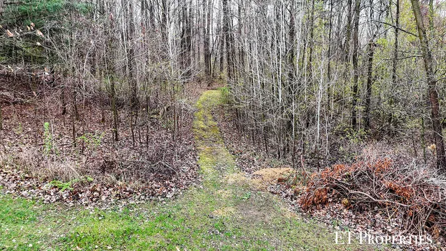 $469,900 | 14255 Myers Lake Avenue Northeast, Cedar Springs, MI 49319