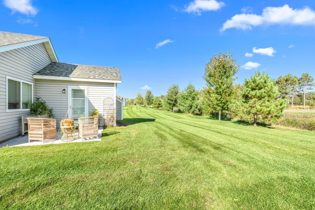 $299,900 | 39781 Fawn Avenue, North Branch, MN 55056