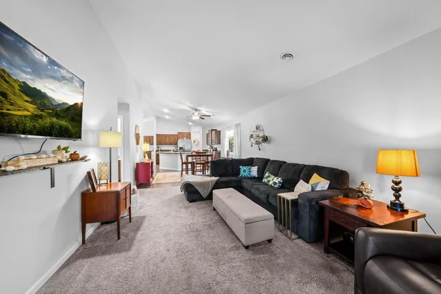 $299,900 | 39781 Fawn Avenue, North Branch, MN 55056