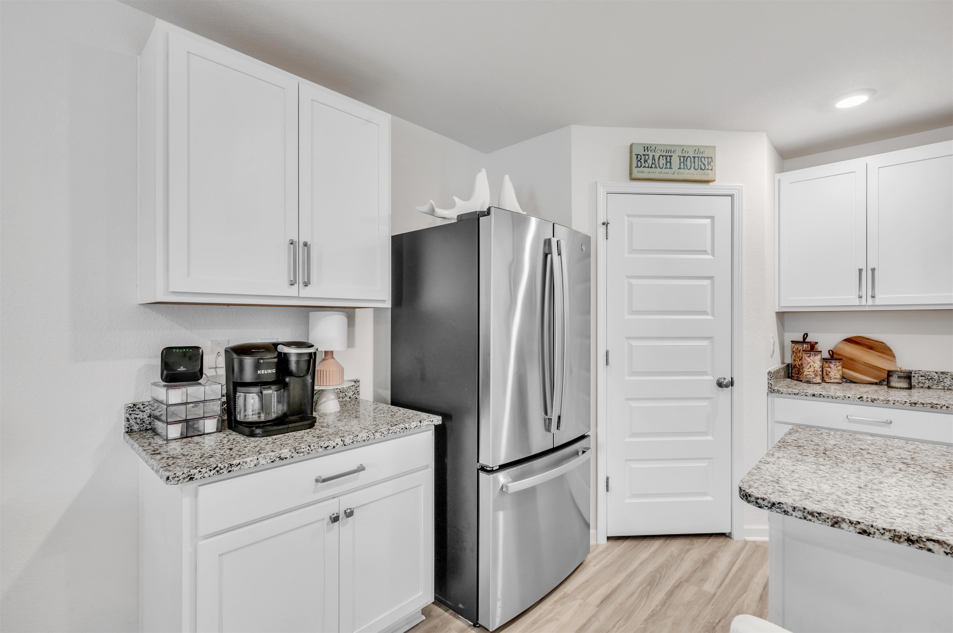 381 Winters Avenue Gulf Shores, AL 36542 - Photo 9 of 34 Kitchen