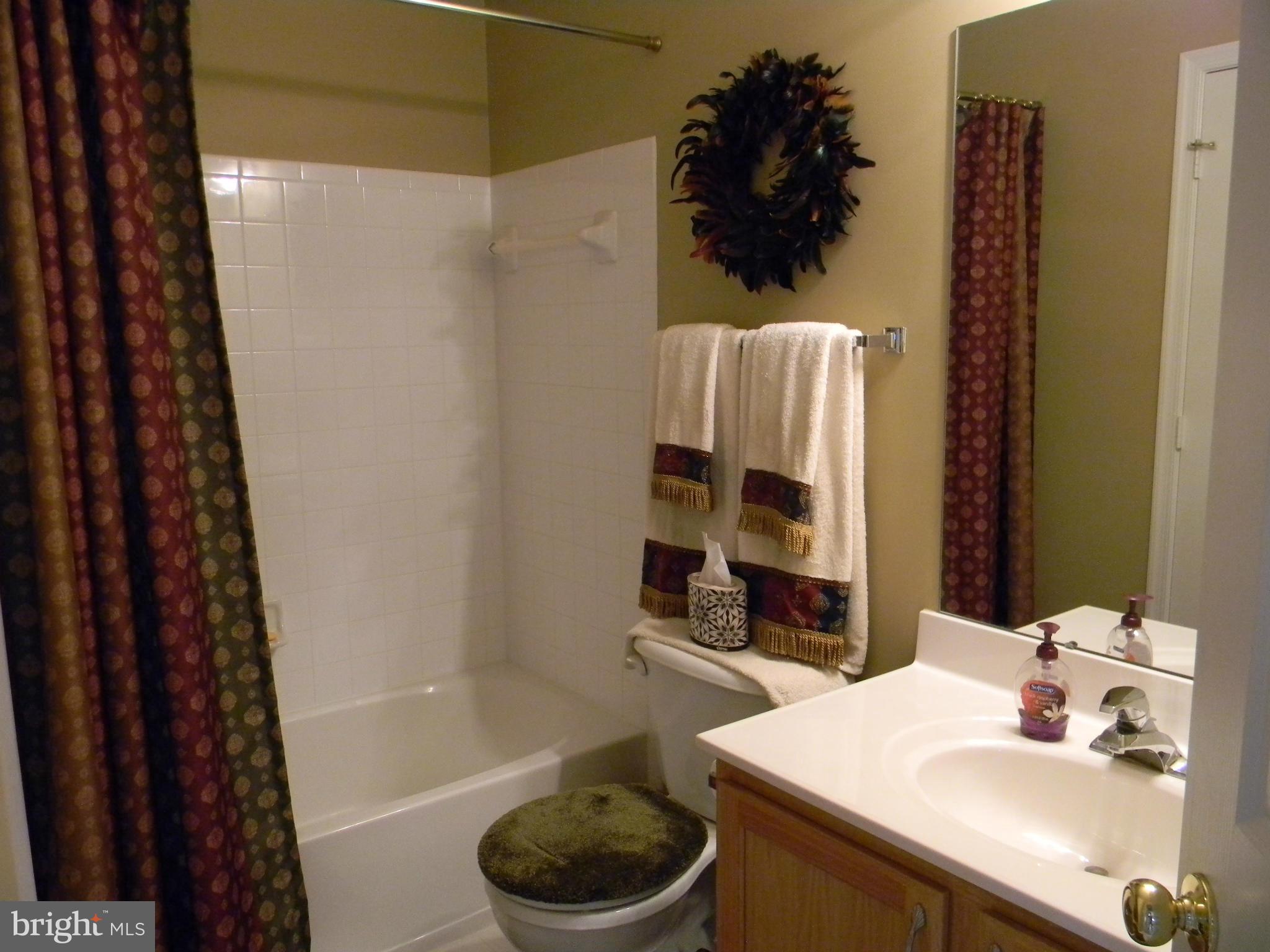 2616 Mill Race Road Frederick, MD 21701 - Photo 22 of 27 UPPER LEVEL HALL FULL BATH