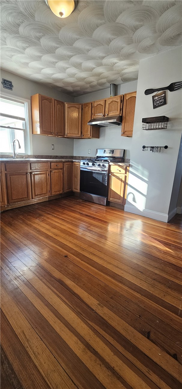 358 Weeden Street Pawtucket, RI 02860 - Photo 2 of 12