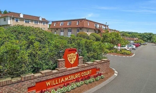 $289,000 | 18 Williamsburg Court, Unit 23, Shrewsbury, MA 01545