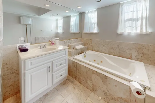 $748,000 | 422 Second Street, Yuba City, CA 95991