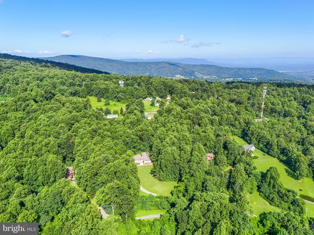 $699,900 | 46 Rock Ridge Lane, Chester Gap, VA 22623