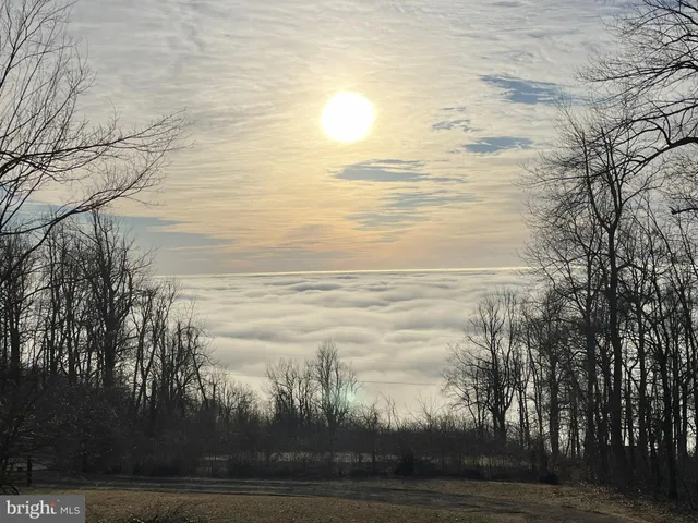 $699,900 | 46 Rock Ridge Lane, Chester Gap, VA 22623