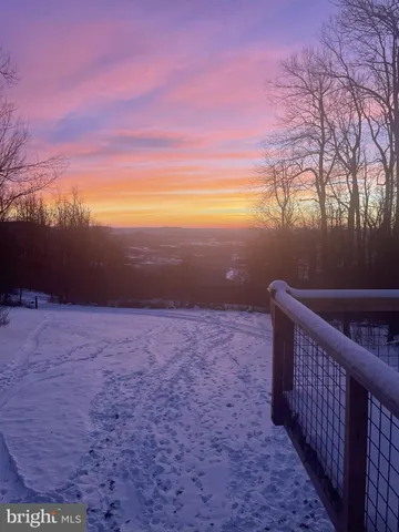 $699,900 | 46 Rock Ridge Lane, Chester Gap, VA 22623