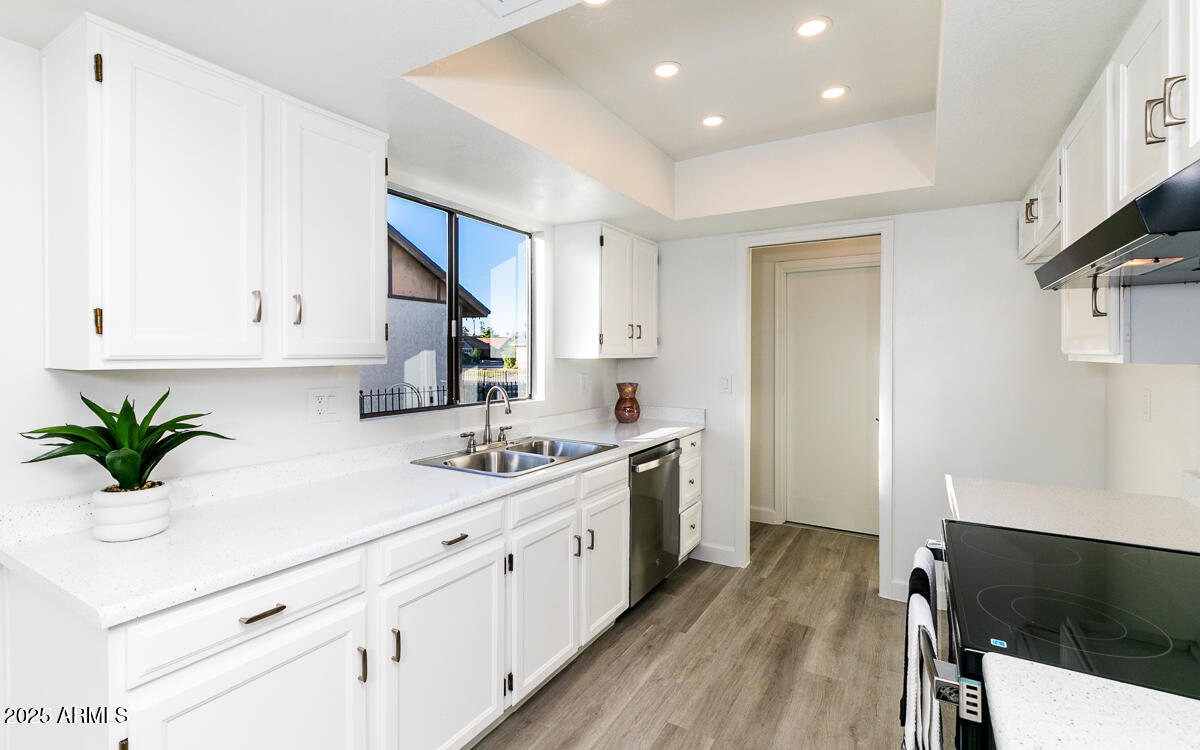 1519 West Mission Drive Chandler, AZ 85224 - Photo 11 of 39 1519 W Missio n Dr-10