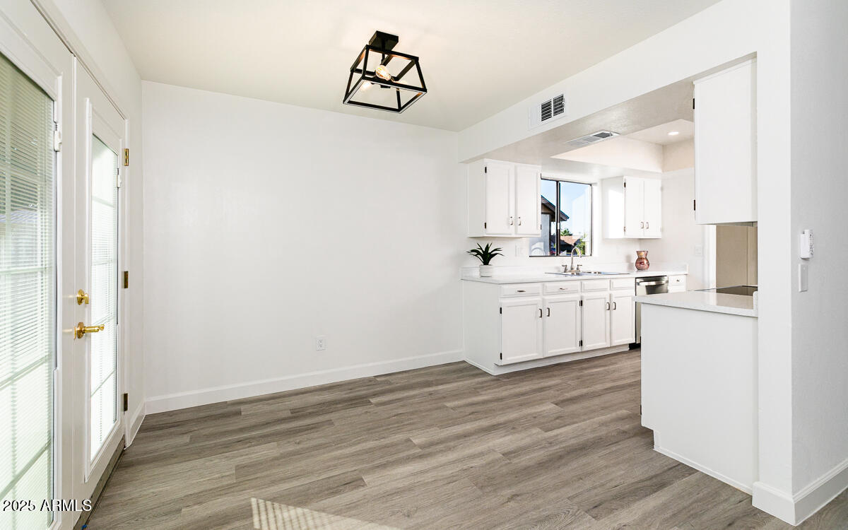 1519 West Mission Drive Chandler, AZ 85224 - Photo 9 of 39 1519 W Missio n Dr-9