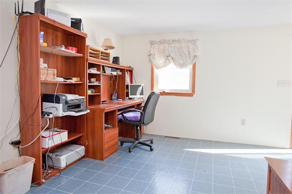 42 Richfield Road Scituate, MA 02066 - Photo 8 of 17