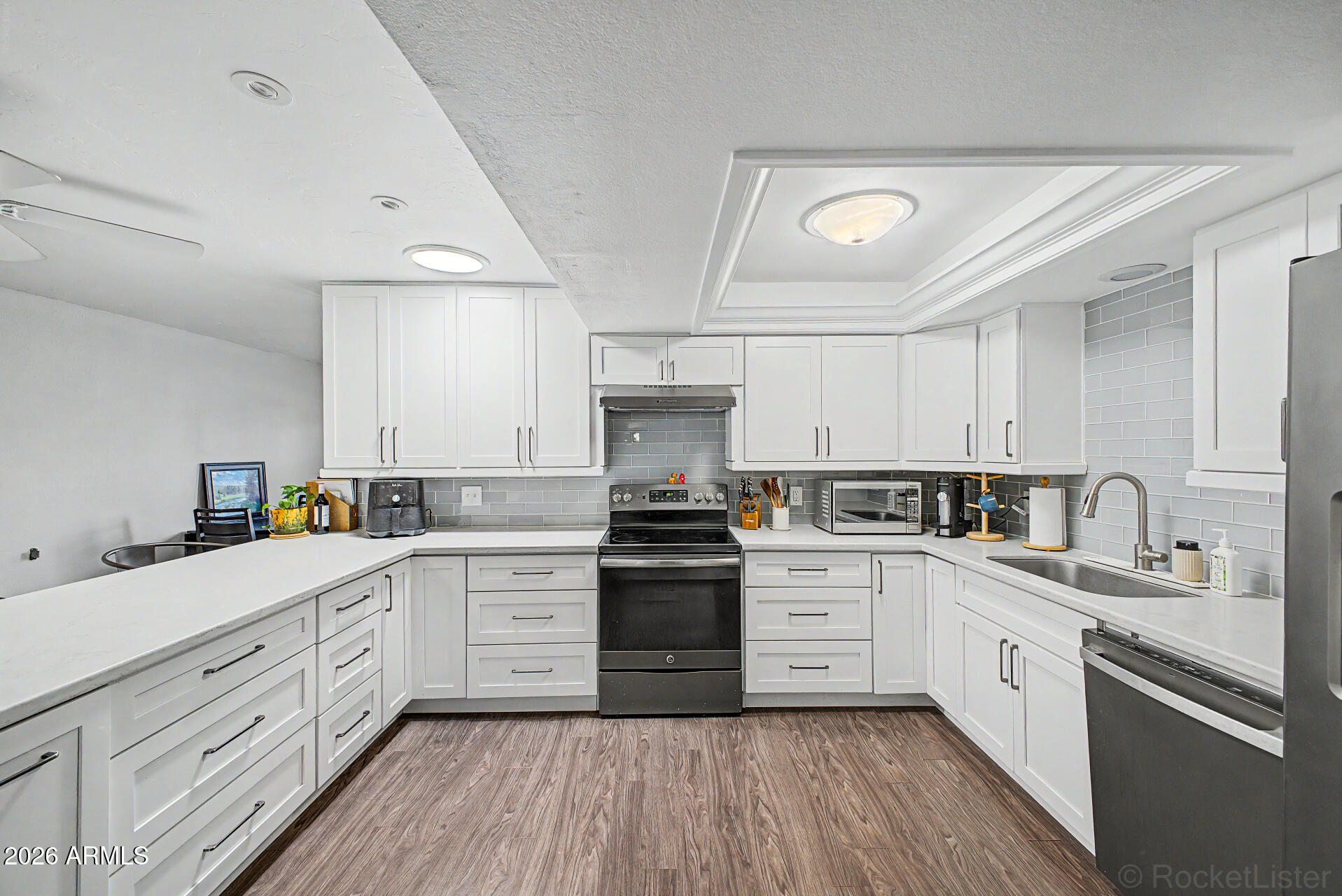 332 North Dobson Road, Unit 22 Mesa, AZ 85201 - Photo 8 of 21 12 - Dobson