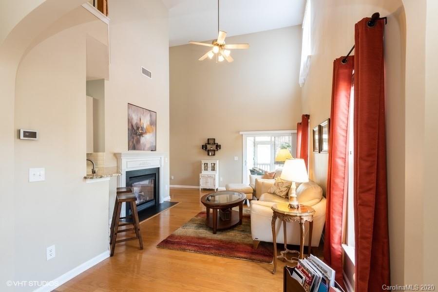 504 Marblewood Court Fort Mill, SC 29708 - Photo 4 of 37