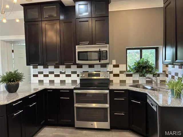 $395,000 | 6059 Clemens Avenue, St. Louis, MO 63112