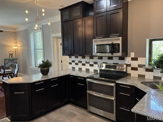 $395,000 | 6059 Clemens Avenue, St. Louis, MO 63112