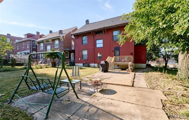 $395,000 | 6059 Clemens Avenue, St. Louis, MO 63112