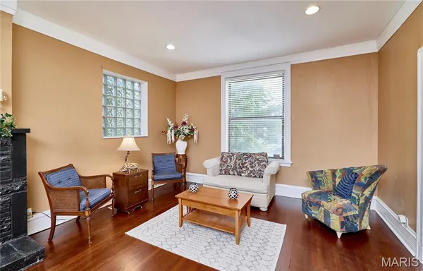 $389,900 | 6059 Clemens Avenue, St. Louis, MO 63112