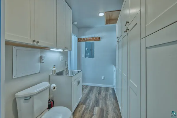 $899,900 | 5000 Lakeshore Drive, Makinen, MN 55763