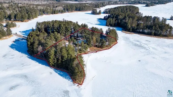 $899,900 | 5000 Lakeshore Drive, Makinen, MN 55763