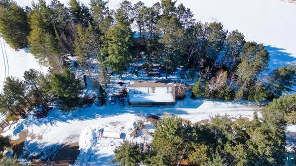 $899,900 | 5000 Lakeshore Drive, Makinen, MN 55763