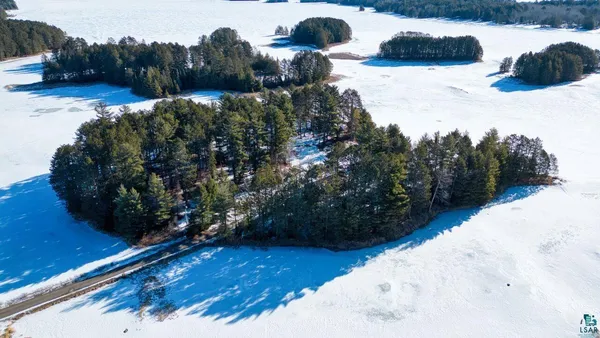 $899,900 | 5000 Lakeshore Drive, Makinen, MN 55763