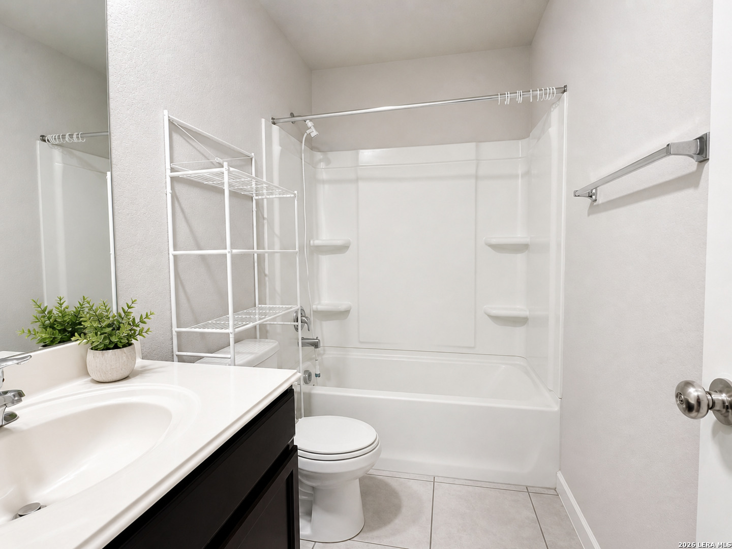 10747 Francisco Way Converse, TX 78109 - Photo 11 of 16