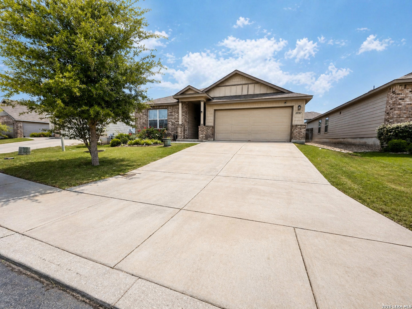 10747 Francisco Way Converse, TX 78109 - Photo 2 of 16