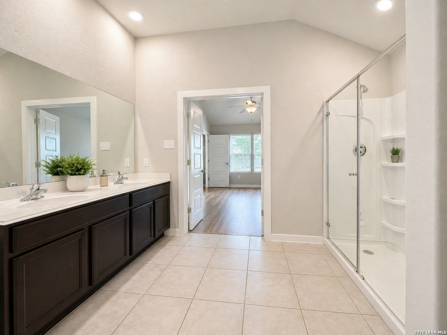 10747 Francisco Way Converse, TX 78109 - Photo 9 of 16