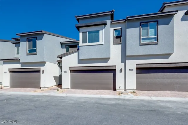 $424,909 | 9245 Litvin Street, Las Vegas, NV 89166