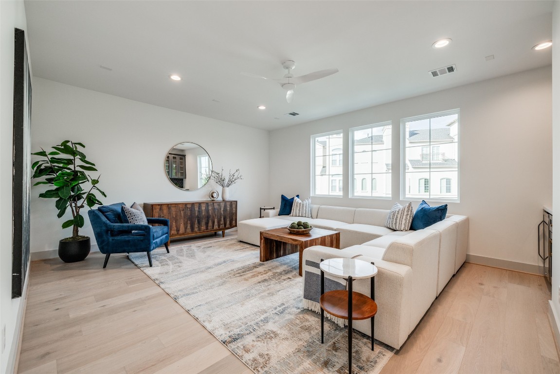 1818 Branard Street Houston, TX 77098 - Photo 41 of 47 * Estimated Completion date 12/15/2026 *
* ASK ABOUT CUSTOMIZATION OPTIONS DURING CONSTRUCTION ONLY
* MAZZARINO MODEL HOME
* PHOTOS MAY SHOW A SIMILAR FLOOR PLAN AND/OR UPGRADED/ALTERNATIVE FINISHES
* Please use these photos as a guide
* THIS IS AN ACTIVE CONSTRUCTION SITE, BUYERS MUST REQUEST APPOINTMENT TO BE ON PREMISES AT ALL TIMES.