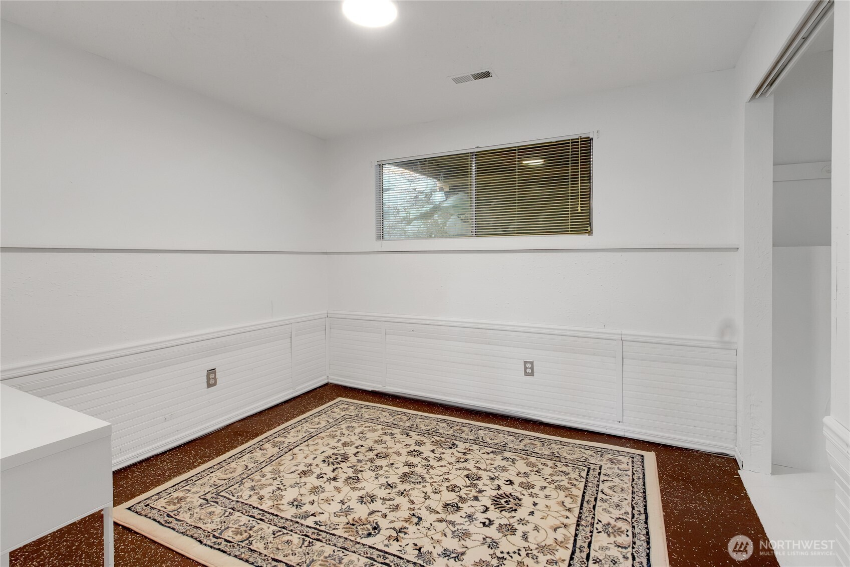 2356 South Angeline Street Seattle, WA 98108 - Photo 19 of 35 a view of a room
