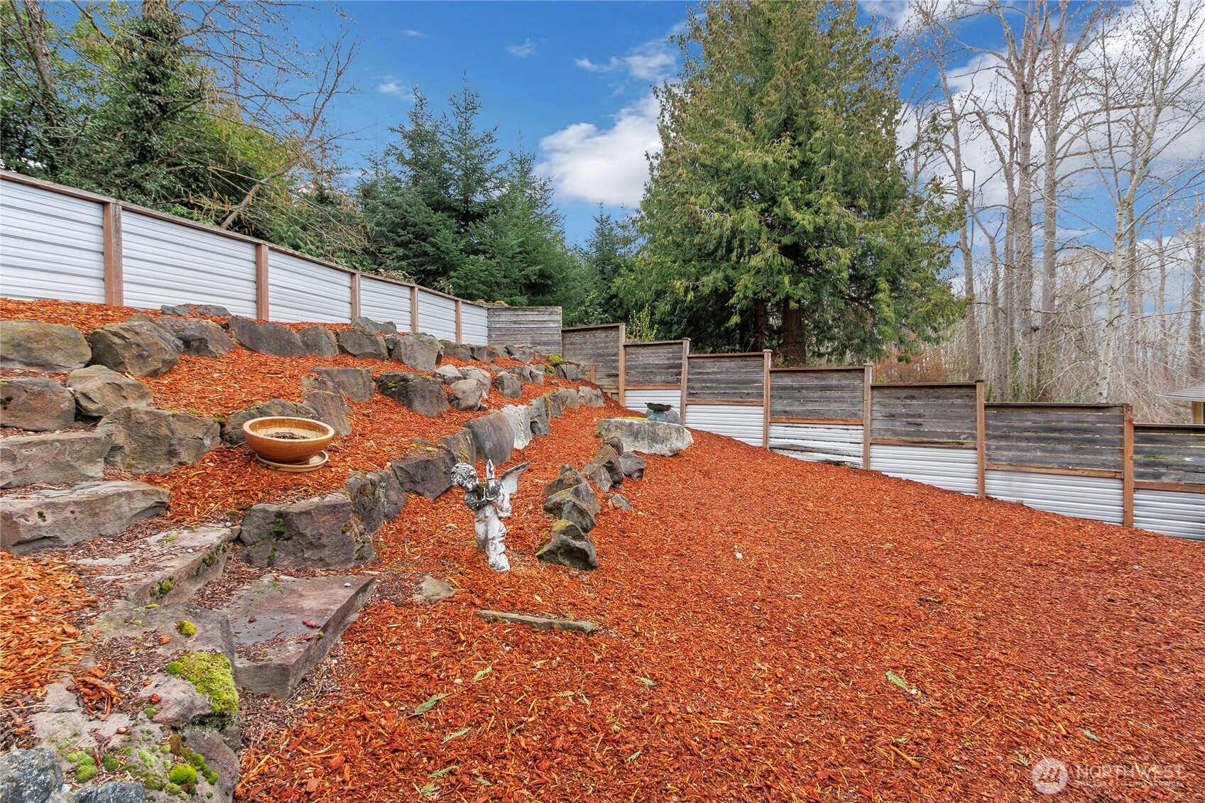 2356 South Angeline Street Seattle, WA 98108 - Photo 24 of 35 a view of a backyard