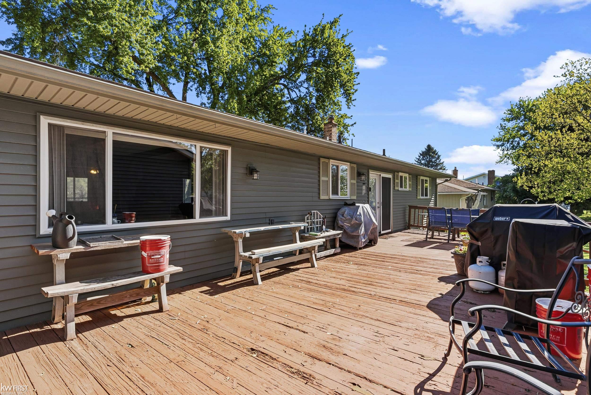 4271 Highland Road Milford, MI 48380 - Photo 12 of 48