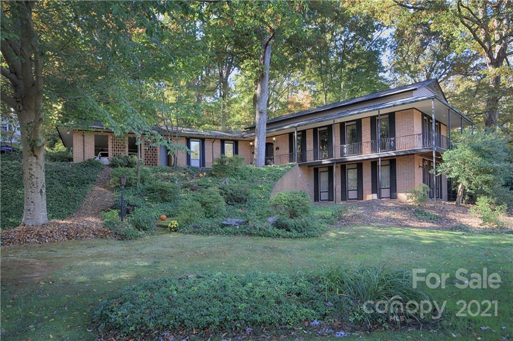 302 Valley Stream Road Statesville, NC 28677 - Photo 1 of 40 Gallery Image 1