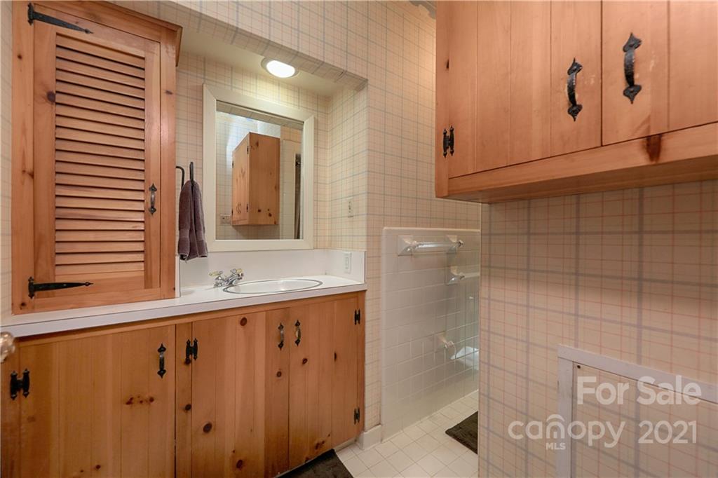 302 Valley Stream Road Statesville, NC 28677 - Photo 23 of 40 Gallery Image 23