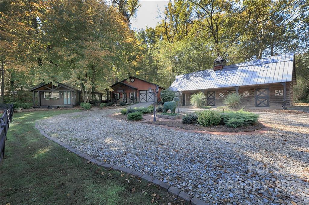 302 Valley Stream Road Statesville, NC 28677 - Photo 39 of 40 Gallery Image 39