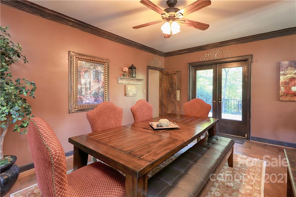 302 Valley Stream Road Statesville, NC 28677 - Photo 6 of 40 Gallery Image 6