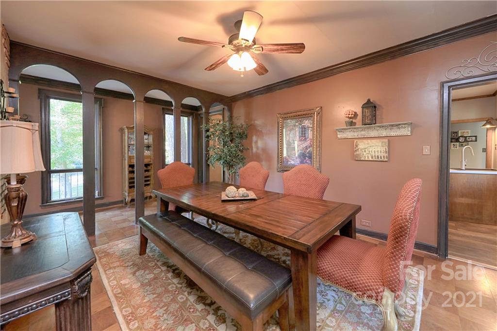 302 Valley Stream Road Statesville, NC 28677 - Photo 7 of 40 Gallery Image 7