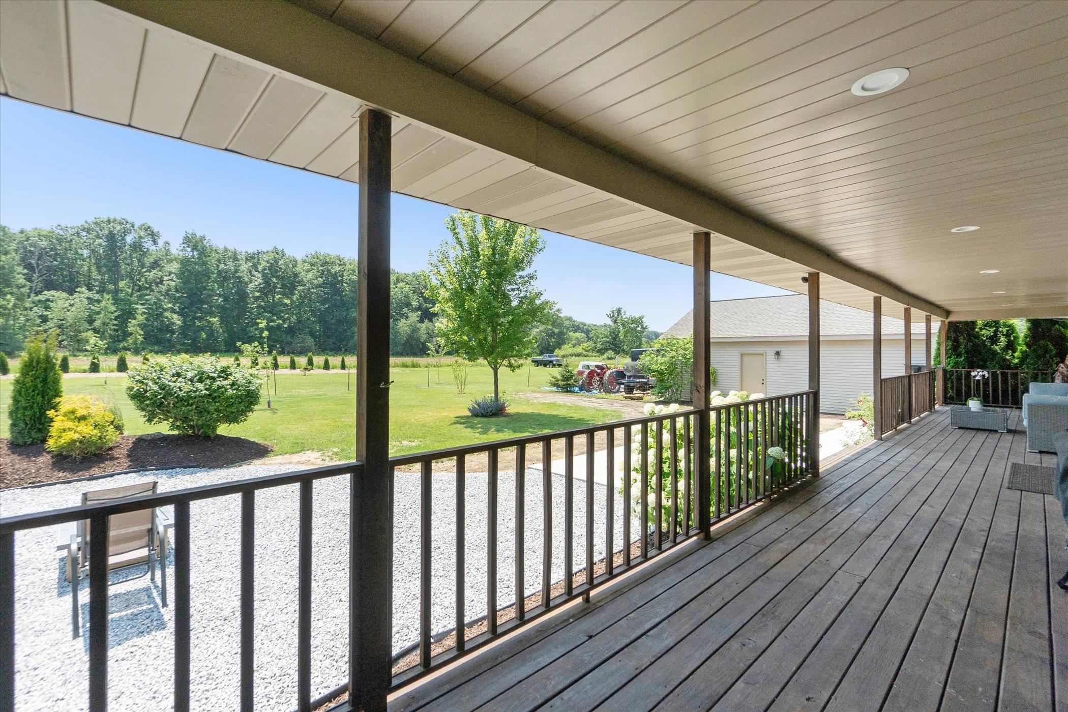 9209 Peet Road Chesaning, MI 48616 - Photo 7 of 65 50145965-925fb407-4c77-4fed-a49e-949748a027e2.JPG