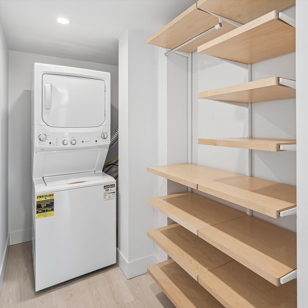 949 West Madison Street, Unit 406 Chicago, IL 60607 - Photo 15 of 17