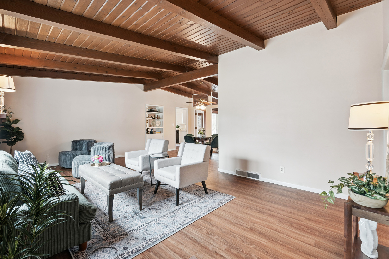 3104 15th Street A Moline, IL 61265 - Photo 3 of 31 a living room with furniture and a potted plant