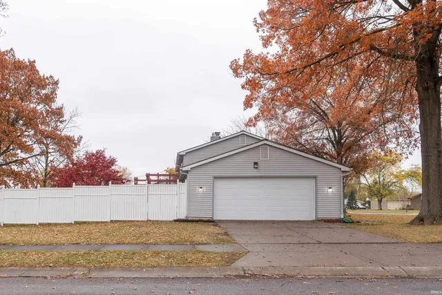 $245,000 | 1818 Lindenwood Avenue, Fort Wayne, IN 46808