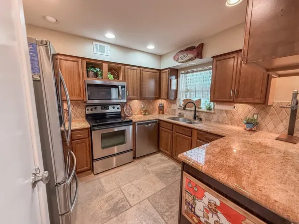 $234,900 | 4749 East NASA Parkway, Unit 57, Pasadena, TX 77586