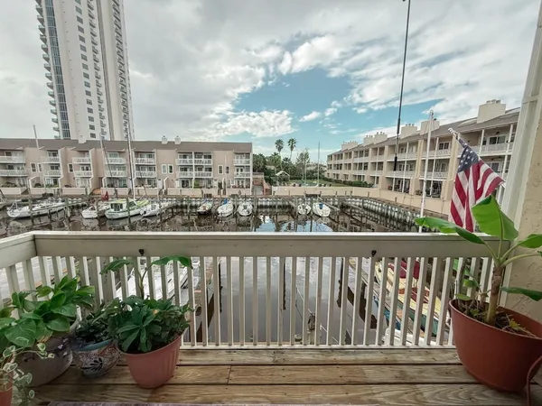 $234,900 | 4749 East NASA Parkway, Unit 57, Pasadena, TX 77586