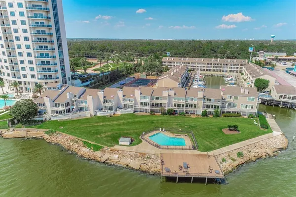 $234,900 | 4749 East NASA Parkway, Unit 57, Pasadena, TX 77586