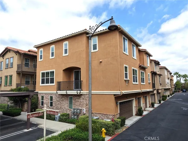 $999,000 | 108 Aliso Ridge Loop, Mission Viejo, CA 92691