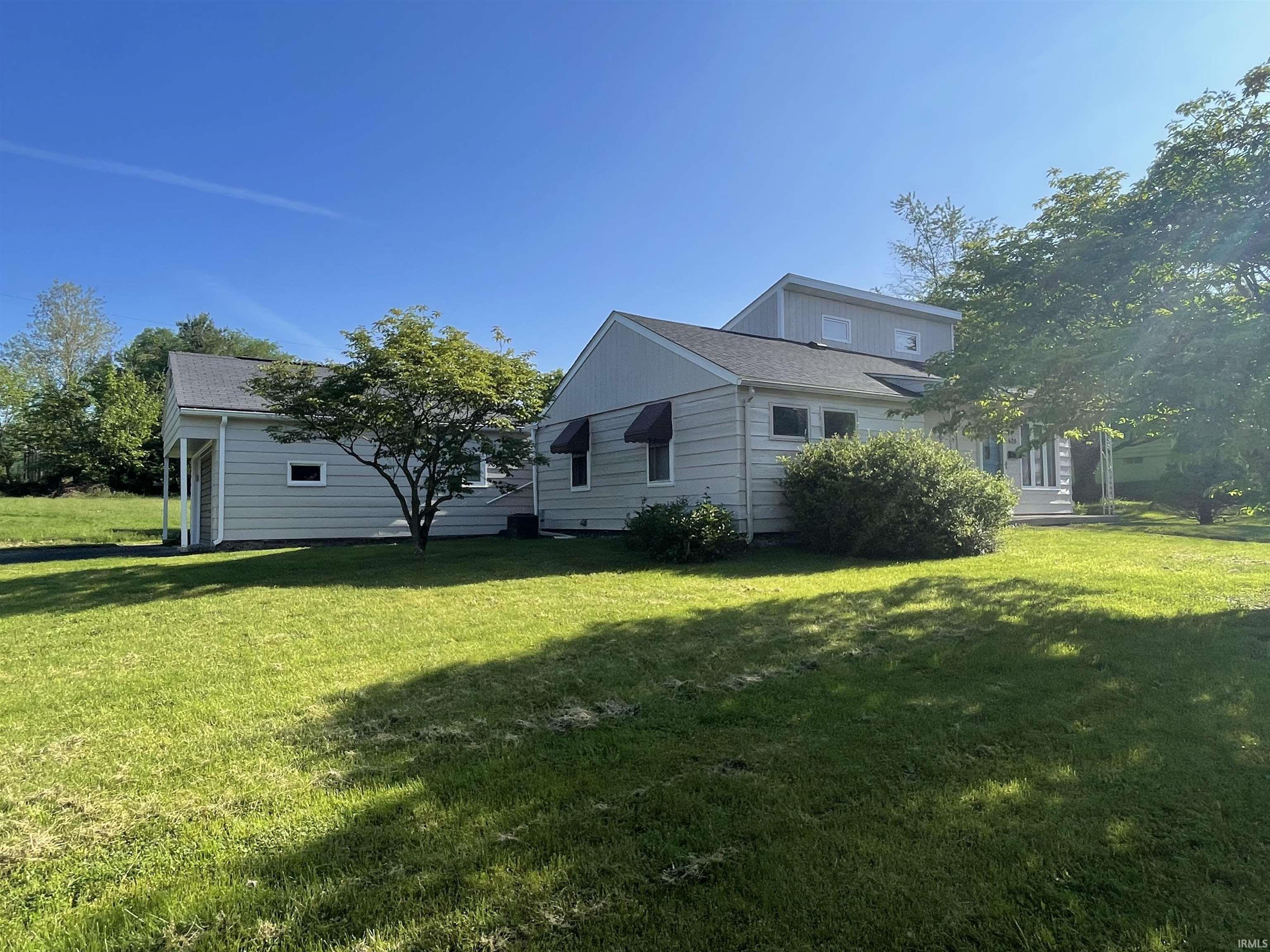 620 West Dixie Street Bloomington, IN 47403 - Photo 2 of 27