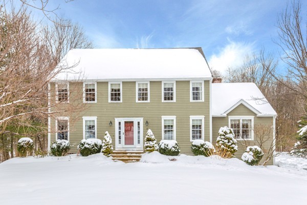 8 Westfield Road Hopkinton, MA 01748 - Photo 2 of 25 Gallery Image 2