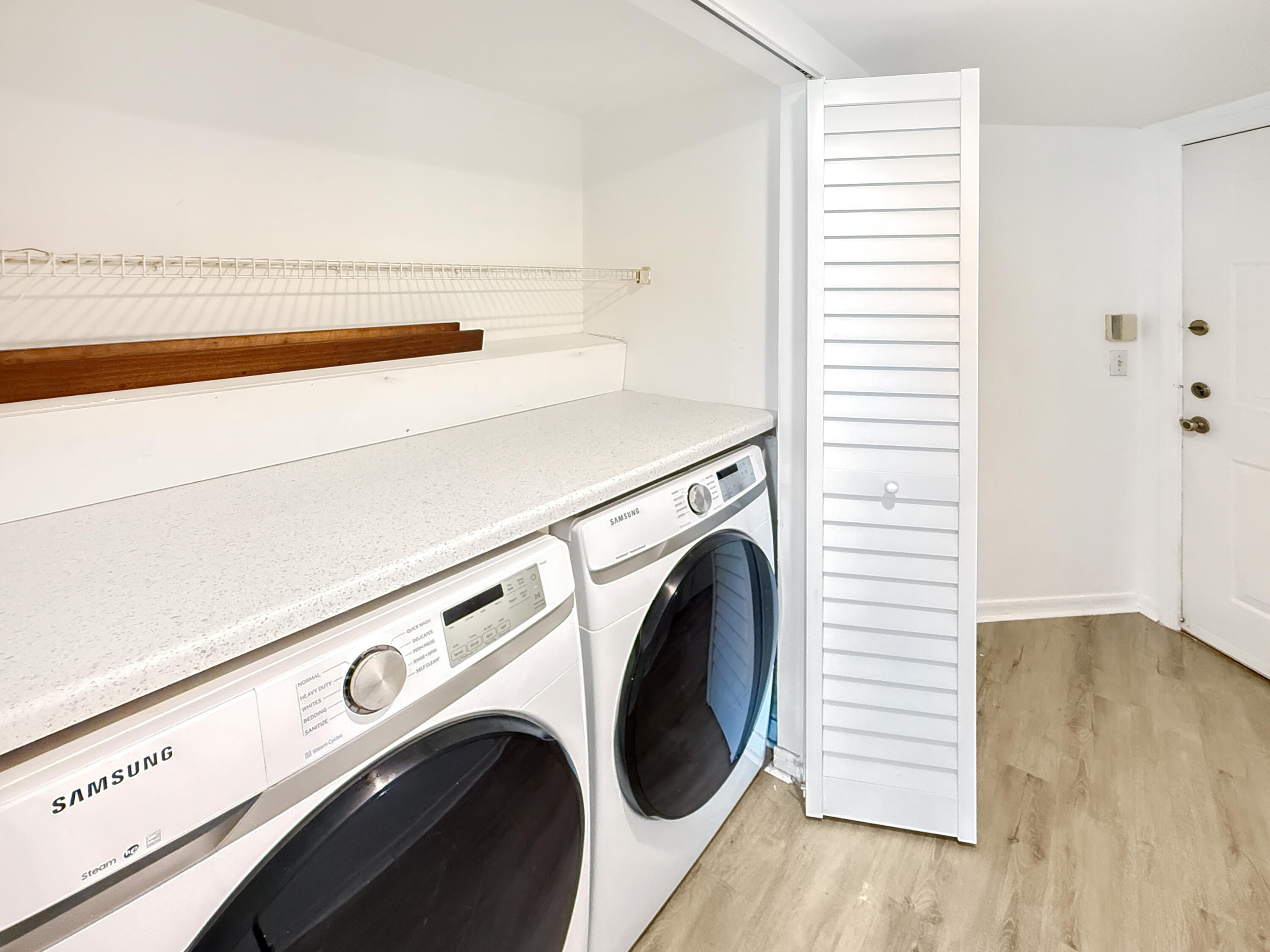 4155 Haverhill Road, Unit 1420 West Palm Beach, FL 33417 - Photo 9 of 19 Laundry IN UNIT