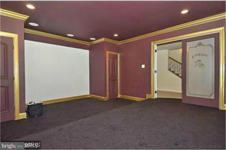 931 Utterback Store Road Great Falls, VA 22066 - Photo 15 of 19 Interior (General)